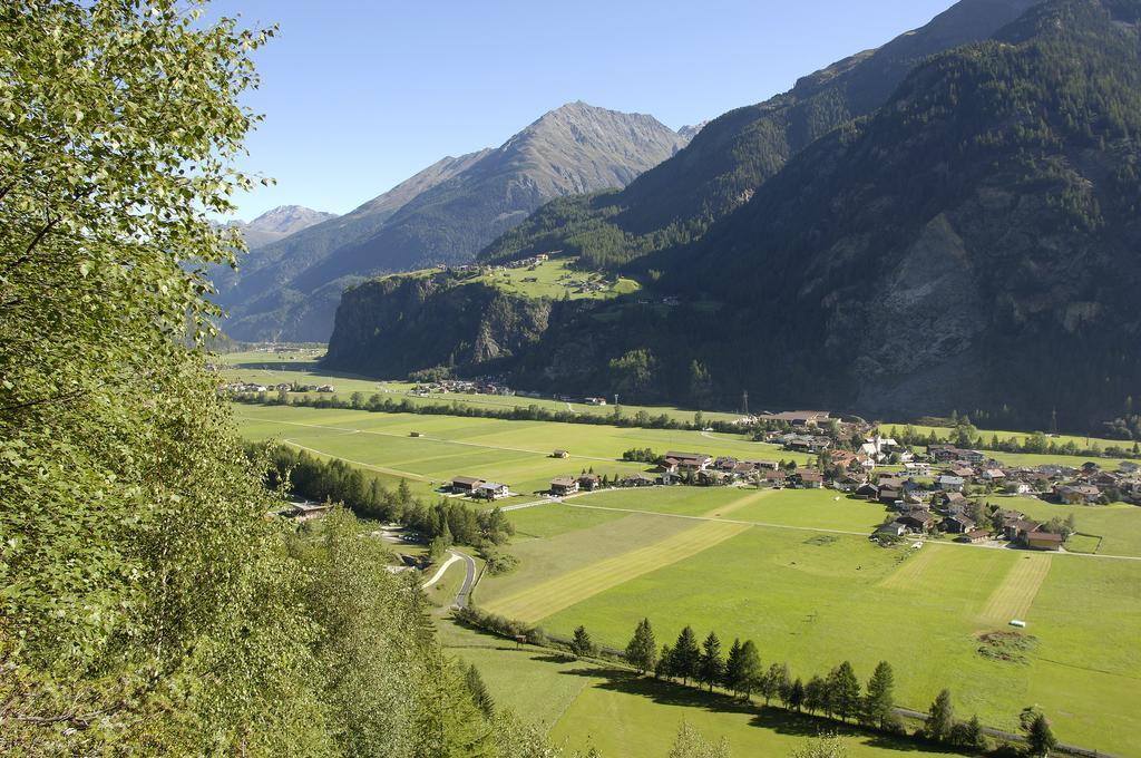Apart Alpina Huben Längenfeld Exteriör bild